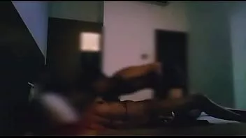 चलाएँ देसी जोड़ा चूत चाटना और मुख-मैथुन पर oyo