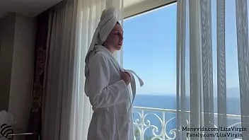 play मेरे चेहरे पर सह के साथ नाश्ता समाप्त हो गया