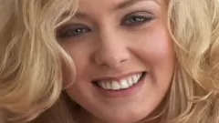 Oynat 18 Yaşındaki Tobi Pacific Çıldırıyor: Anal, Sakso ve Boşalma