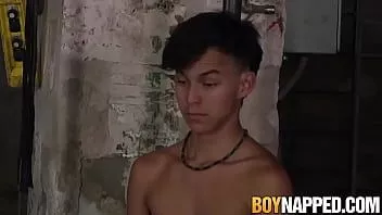 play Zurückhaltender rothaariger Twink Alex Faux gemolken von Sebastian Kane