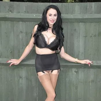 Porno Yıldızı Louise Jenson