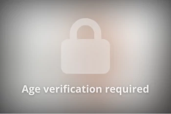 色情明星 Little Mina