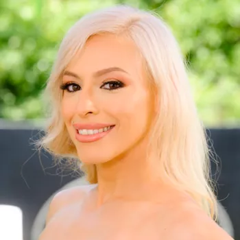 Porno Yıldızı Lory Lace